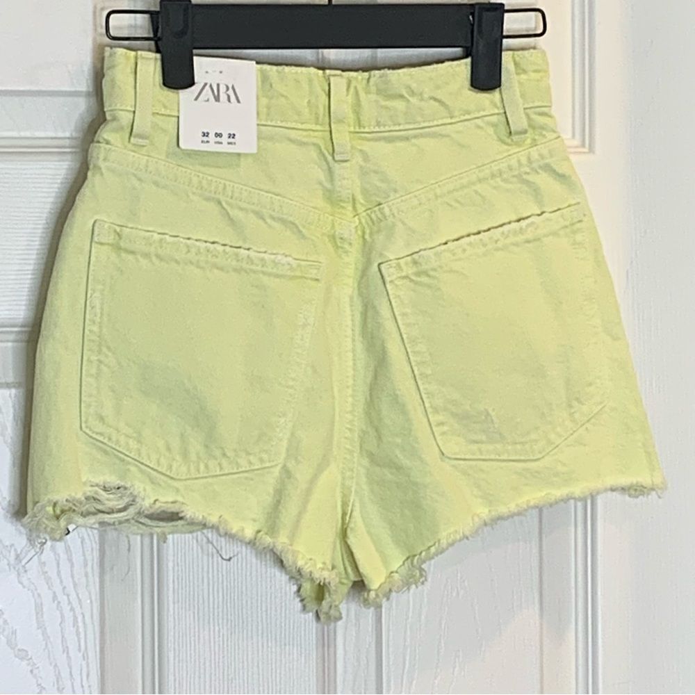 Zara Women's Yellow Denim Shorts High Rise Size 0 - Picture 4 of 12